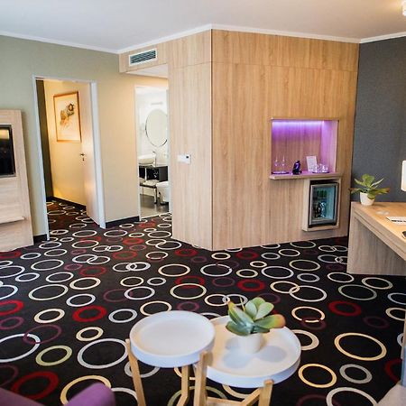 Garden Hotel Wellness és Konferencia Szolnok Extérieur photo